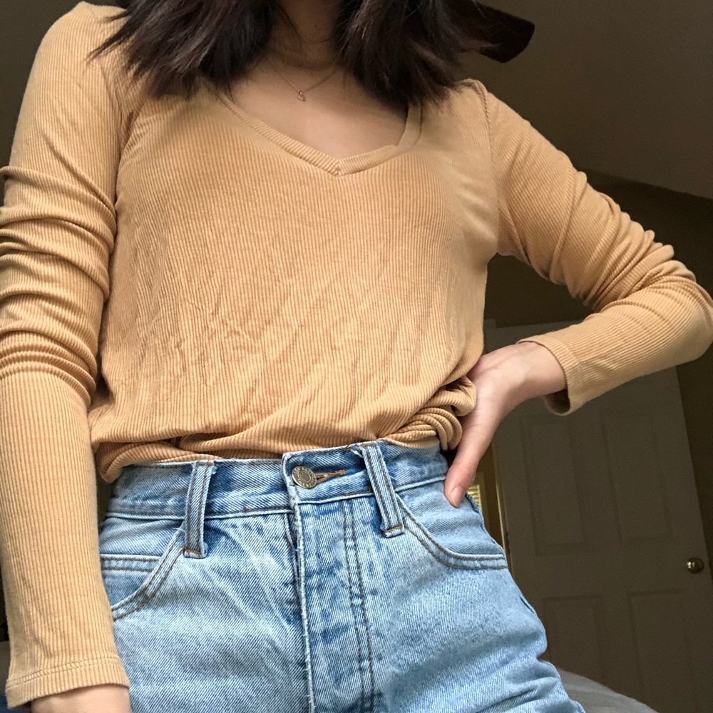 light burnt yellow american eagle soft shirt